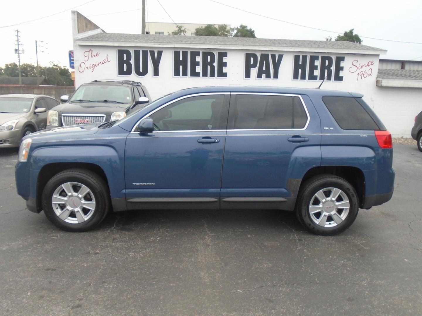 2011 GMC Terrain (2CTALMEC5B6) , located at 6112 N Florida Avenue, Tampa, FL, 33604, (888) 521-5131, 27.954929, -82.459534 - Photo#0